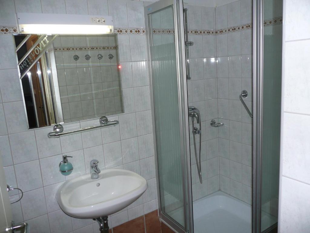 Hotel Ovit Кестели Стая снимка